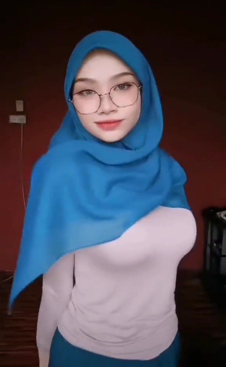 Top Trending Gadis Hijab Viral Indonesia Burung Abang Terjepit Kerang Ajaib Nyampe Lumer Di Dalam